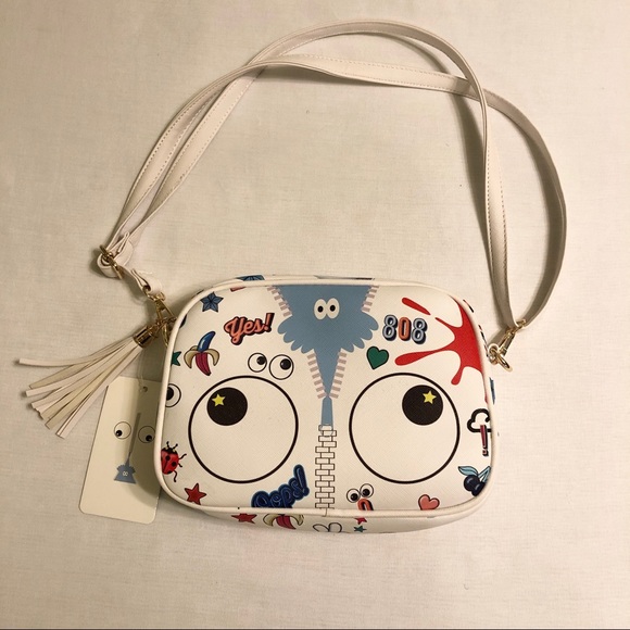 NWT Fun Print Zipper Crossbody Bag - Tassel - Picture 3 of 11